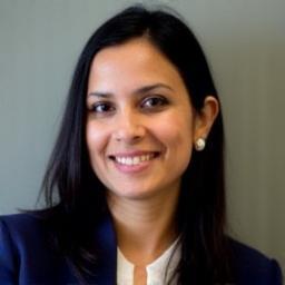 Amna Khan - Global Trade Strategist